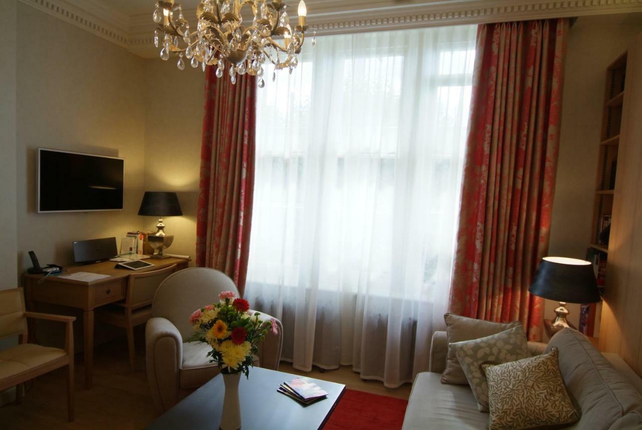Chelsea: Exceptional 1Br W/Views Of The River Thames & Battersea Park Apartament Londyn Zewnętrze zdjęcie